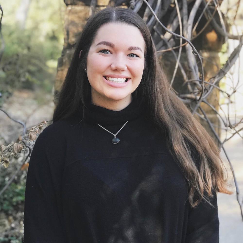 Meet your Posher, Hannah